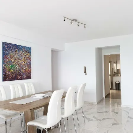 Seaview Luxury 2 Bedroom Limassol