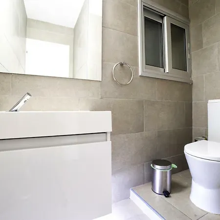 Seaview Luxury 2 Bedroom Appartement *