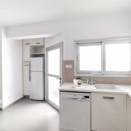 Seaview Luxury 2 Bedroom Appartement